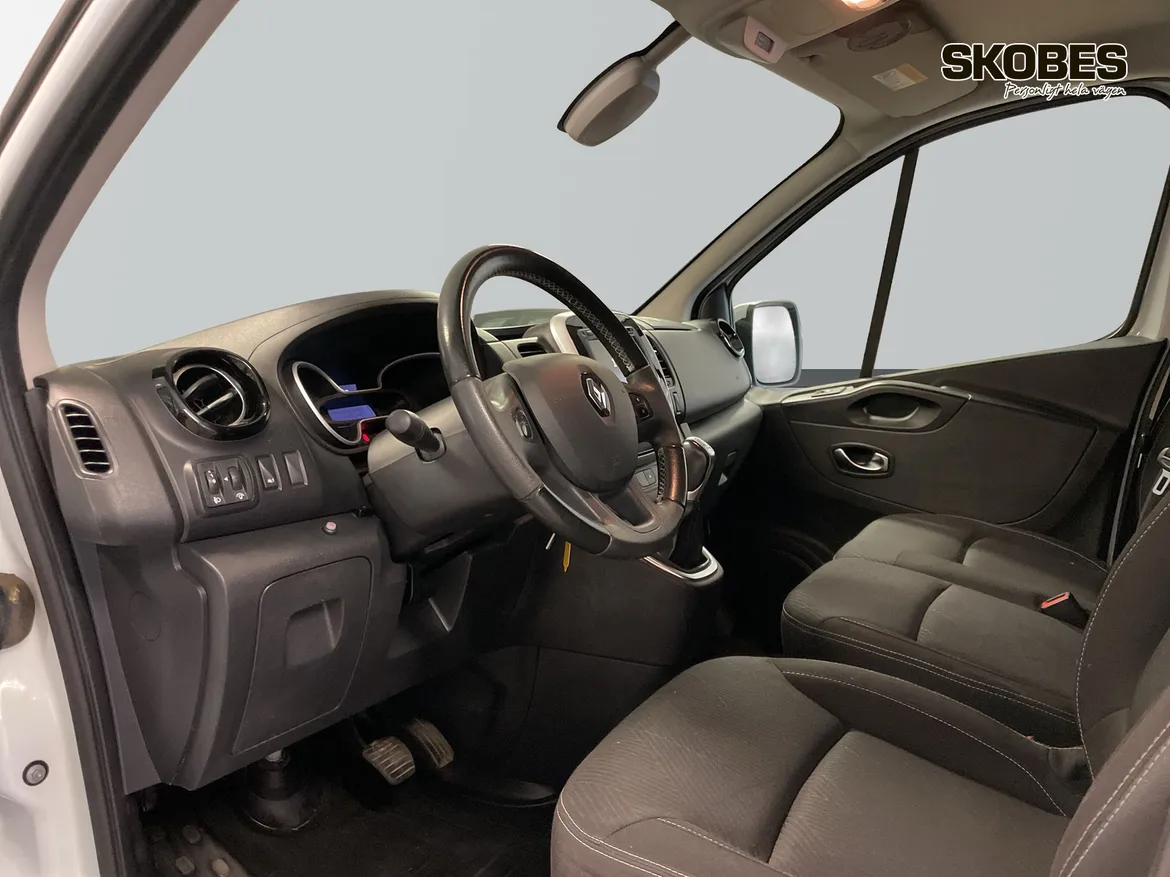 Renault Trafic Skåpbil