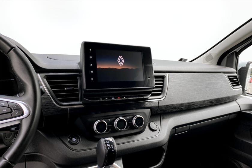Bild 5 av Renault Trafic Skåpbil Nordic Line L2H1 150 Automat / dubbla dörrar / värmare med fjärr / drag