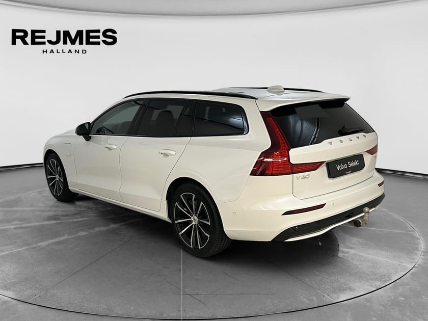 Bild 2 av Volvo V60 T6 Plus Dark Nordic Edition