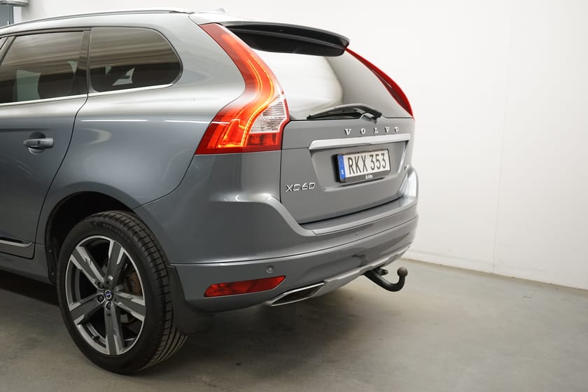 Bild 3 av Volvo XC60 D4 AWD Classic Summum, Baklucka elmanövrerad, Dragkrok
