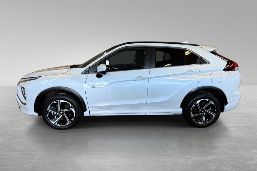 Bilde 2 av Mitsubishi Eclipse Cross PHEV Instyle+ 2.4 AWD/ Acc/ 360/ HUD/ Pano/ Skinn/ +++