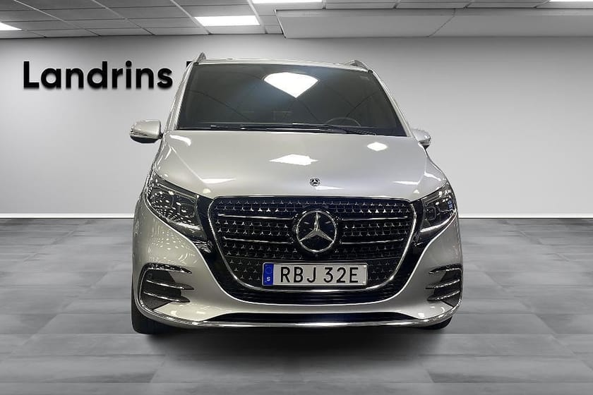 Bild 2 av Mercedes-Benz V 300d 4MATIC 3.2t