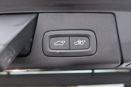Volvo XC60 Recharge T6 Core Edition