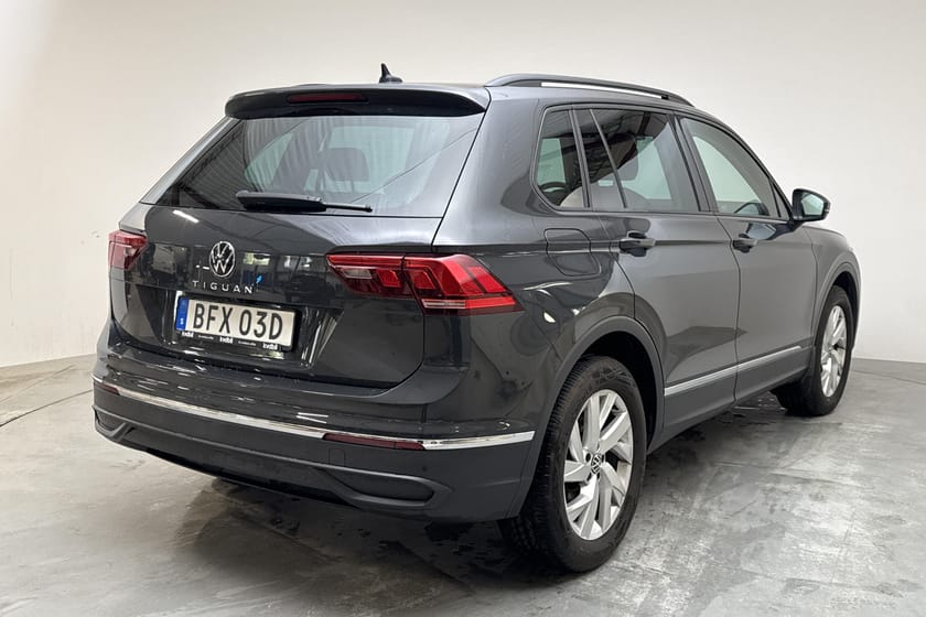 Bild 3 av Volkswagen Tiguan 1.5 TSI 150hk Adapt. farth. Drag Backkamera