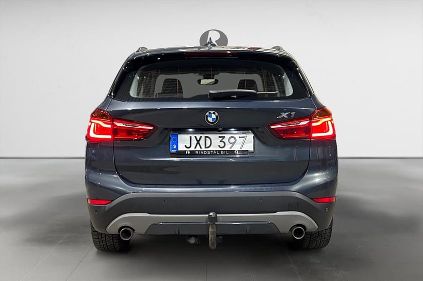 Bild 5 av BMW X1 xDrive20d 190 HK AUT DRAG PDC NYSERV