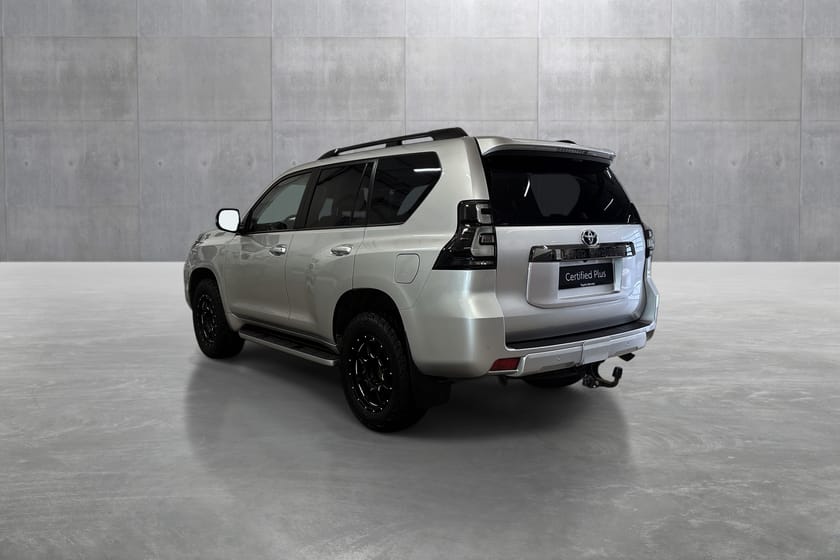 Bilde 3 av Toyota Land Cruiser 5-dørs 2.8 D-4D 4WD GX 204HK