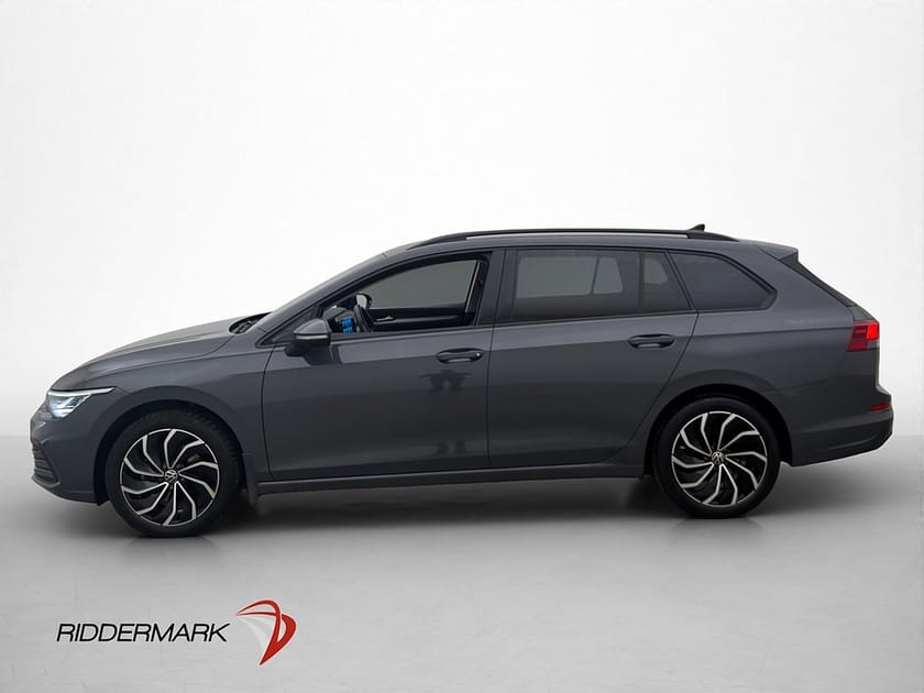 Bild 4 av Volkswagen Golf Sportscombi SC 1.5 eTSI 131hk MOMS Drag Kamera Carplay
