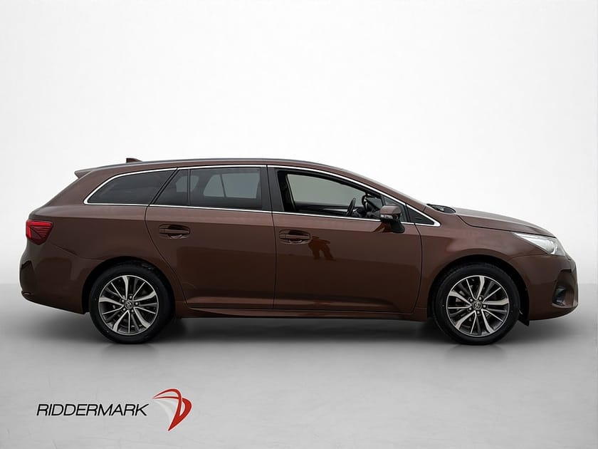 Bild 4 av Toyota Avensis Kombi 1.8 147hk Active Plus Kamera Bluetooth