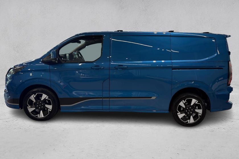 Bilde 2 av Ford Transit Custom 320 Sport L1 170hk Aut | Webasto | ACC | Hengerfeste