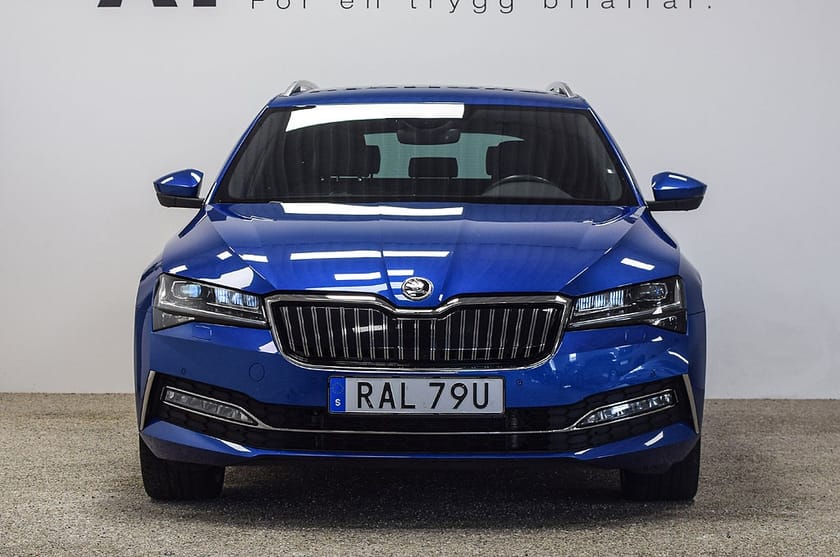 Bild 4 av Škoda Superb iV Kombi Skoda L&K Värmare Matrix Canton 360 Drag Skinn