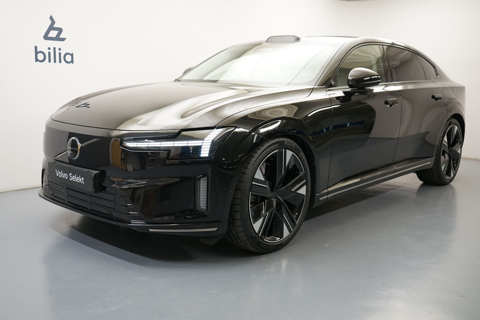 Volvo ES90