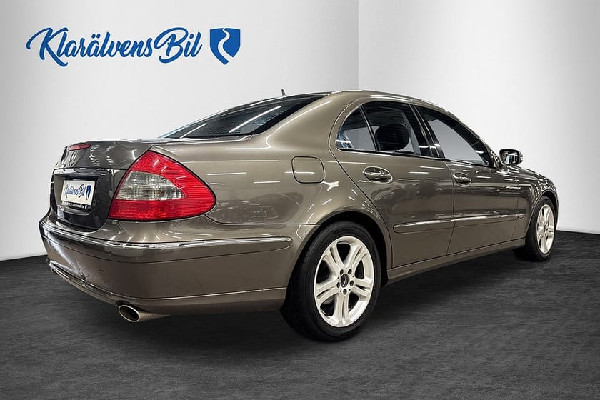 Bild 5 av Mercedes-Benz E 230 7G-Tronic Avantgarde (204hk) Taklucka Automat Pdc