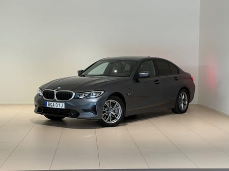 BMW 330e xDrive Sedan xDrive, Sportline, Drag, Värmare, HiFi, Adpt Fart