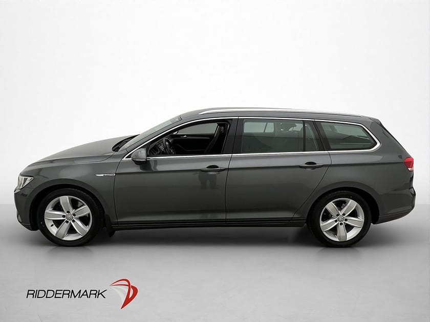 Bild 4 av Volkswagen Passat Sportscombi 1.6 TDI 120hk Kamera Adaptiv CarPlay Drag