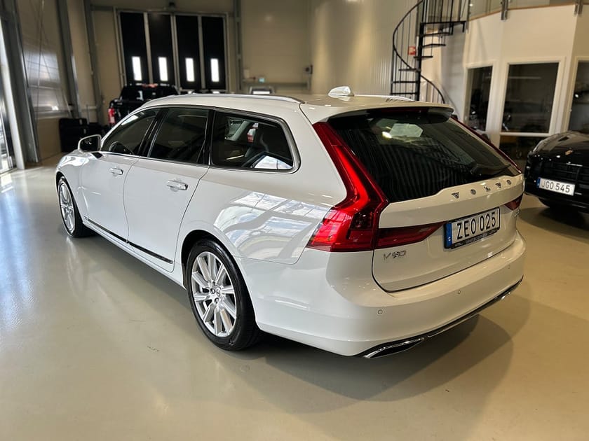 Bild 4 av Volvo V90 D4 AWD Geartronic Inscription 190hk