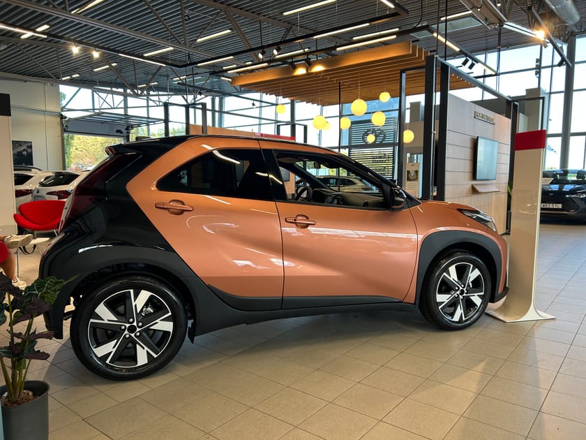 Bild 2 av Toyota Aygo X Hybrid HEV PULSE SMART PACK
