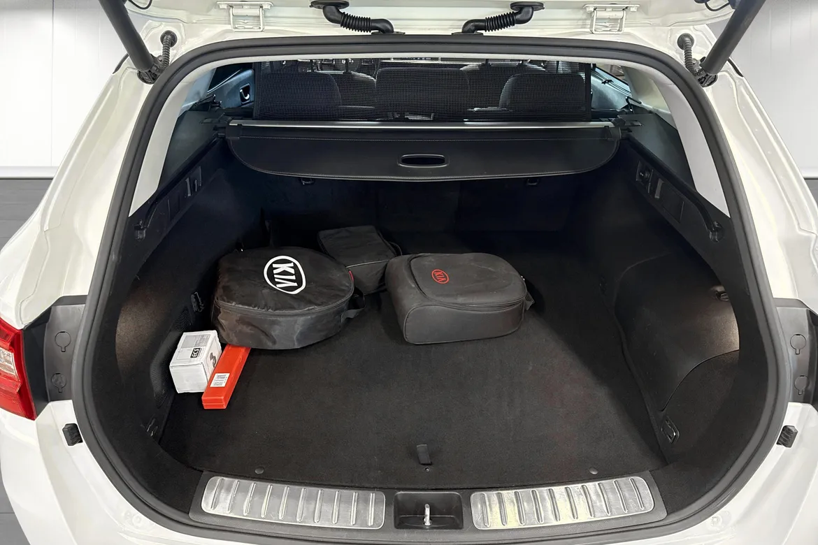 picture of a car