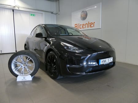 Tesla Model Y Long Range AWD Drag-Värmare-Navi-SoV