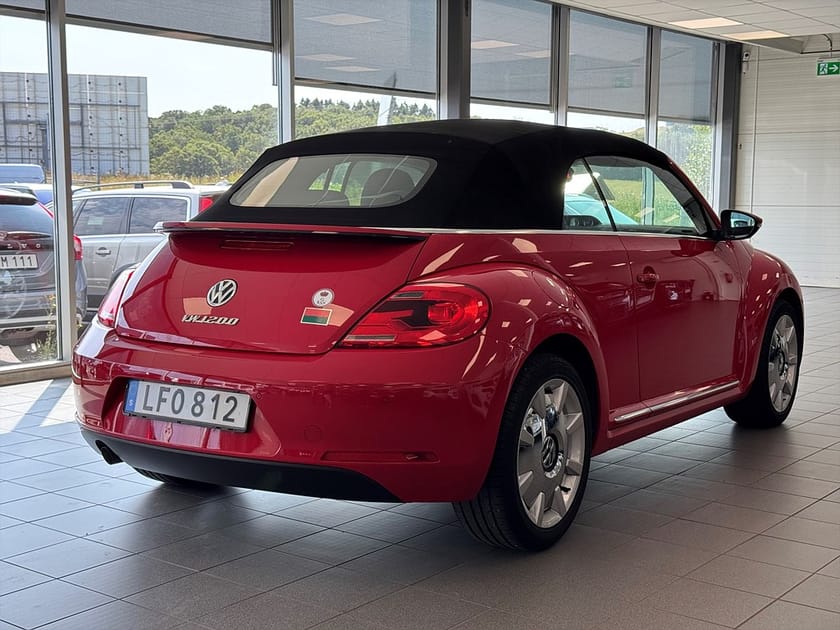 Bild 3 av Volkswagen Beetle Cabriolet 1.2 TSI CarPlay Skinn