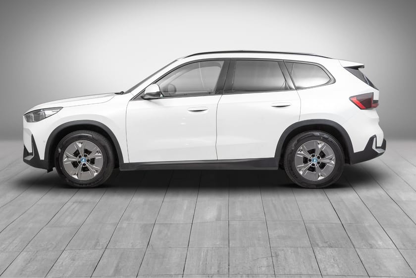 Bilde 2 av BMW iX1 xDrive30 Charged Plus Premium E. (K)