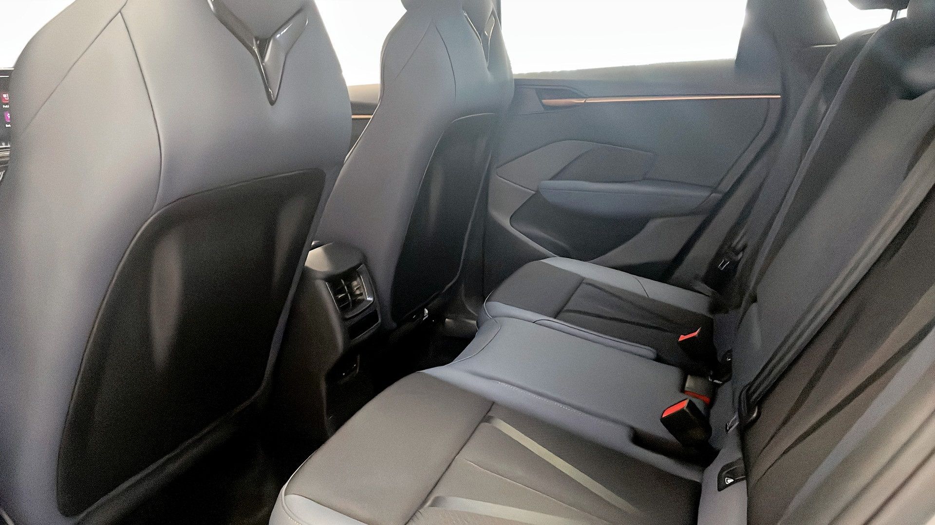 CUPRA Terramar 1.5 eTSI DSG Sequential, 7-trins, 150ps, 2025