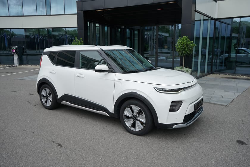 Bilde 1 av Kia e-Soul Exclusive 64 kw. / SUV-pakke / Soltak / Fullutstyrt