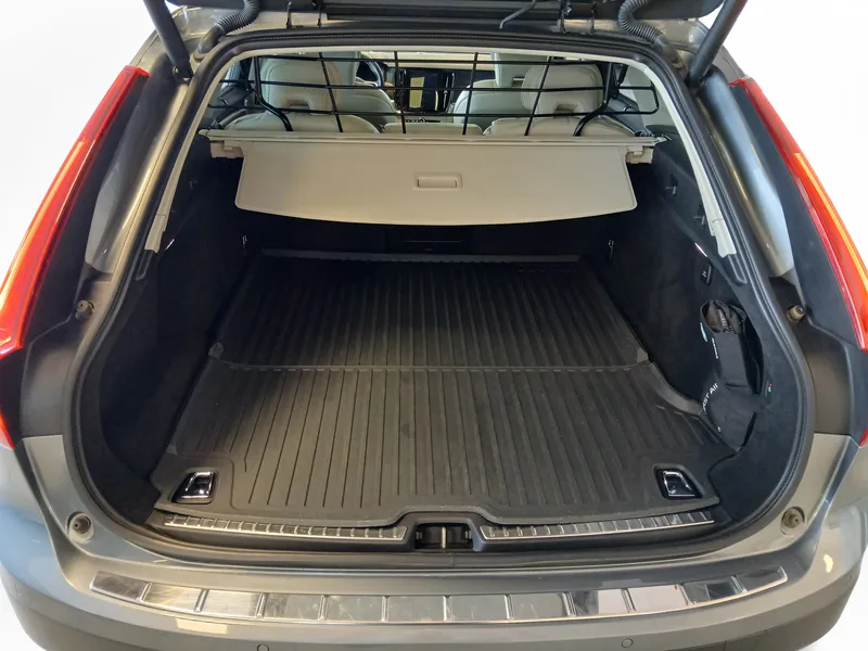 Bild 13 av 15 – Volvo V90 Cross Country D4 AWD Advanced Edt Cross Country Advanced