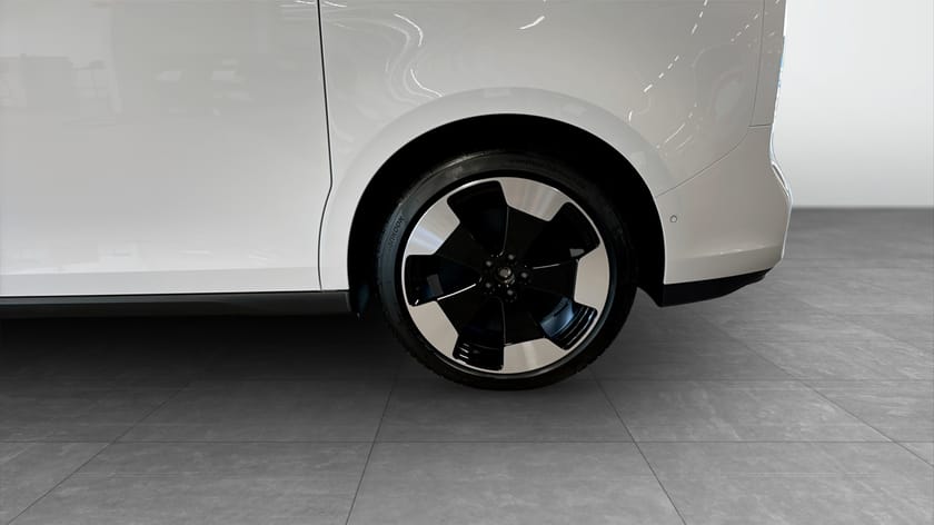Bild 5 av Volkswagen ID. Buzz Pro 4M lång 7-sits 340hk / 21" / V2L