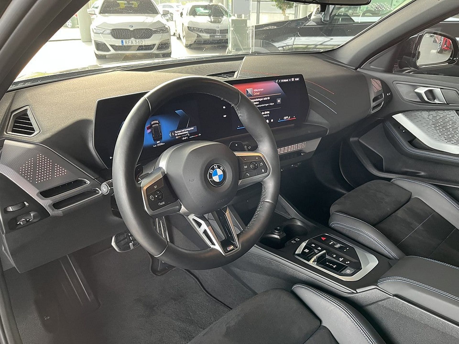 BMW 120 2026, bild 5/10