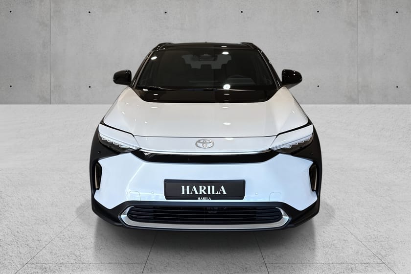 Bilde 2 av Toyota bZ4X Executive panorama