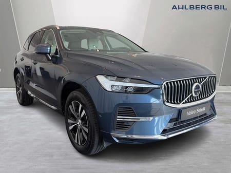 Volvo XC60 Recharge T6 Core Edition, Dragkrok, 360 Kamera, tonade rutor, ljuspaket