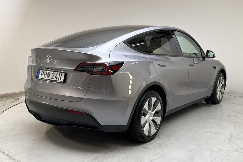 Bild 3 av Tesla Model Y Long Range AWD Dual Motor