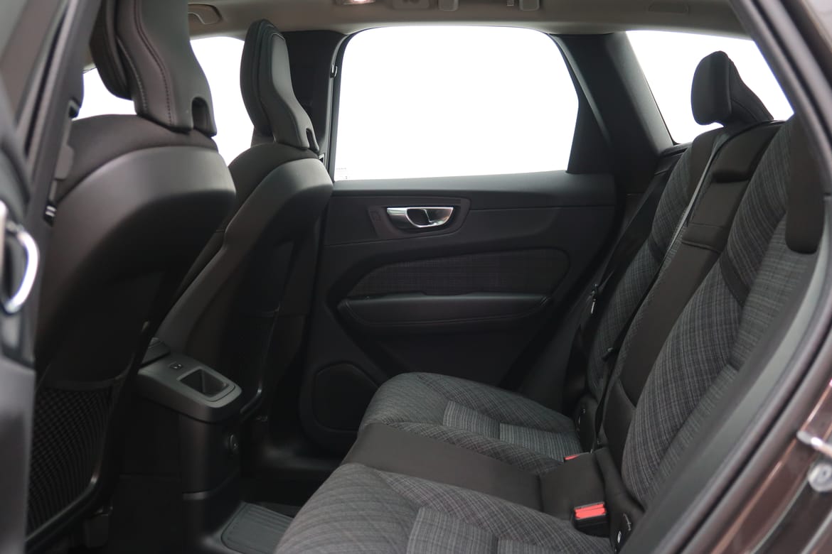Volvo XC60 2025 - miniatyr 6