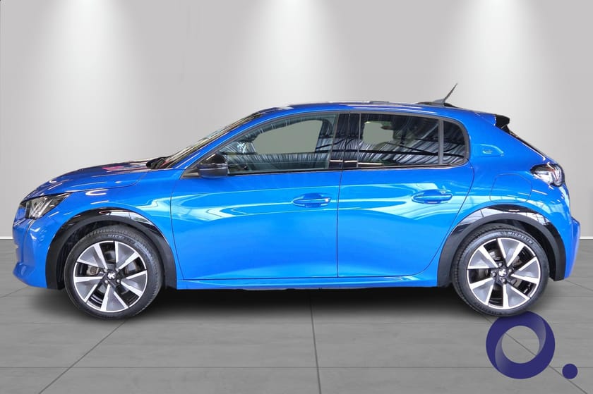 Bilde 2 av Peugeot e-208 GT 136hk | Cruise Control, Ryggekamera, CarPlay ++