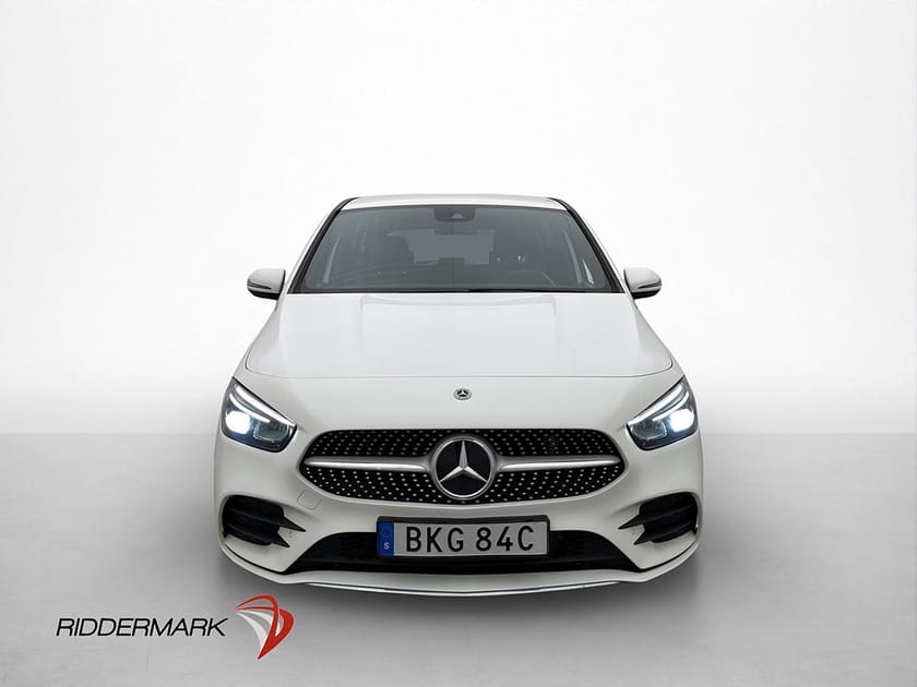 Bild 2 av Mercedes-Benz B 180 136hk AMG Drag Navi Kamera Widescreen