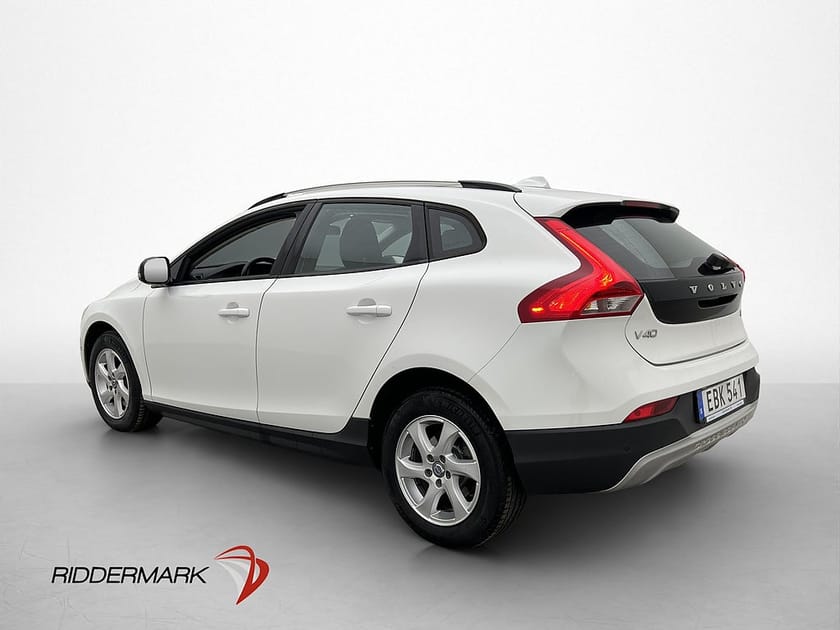 Bild 5 av Volvo V40 Cross Country D2 Momentum Värmare Pano VÄLSERVAD
