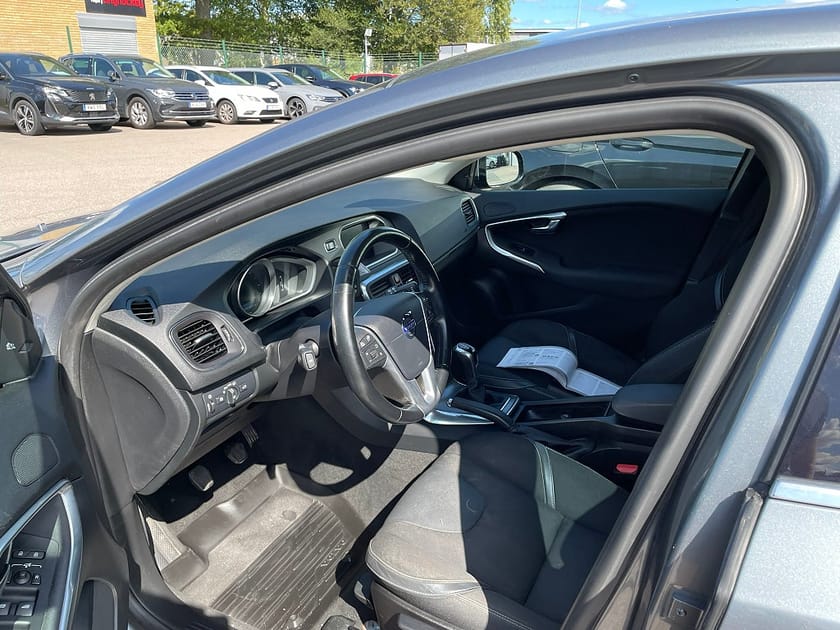 Bild 5 av Volvo V40 D2 114HK Momentum