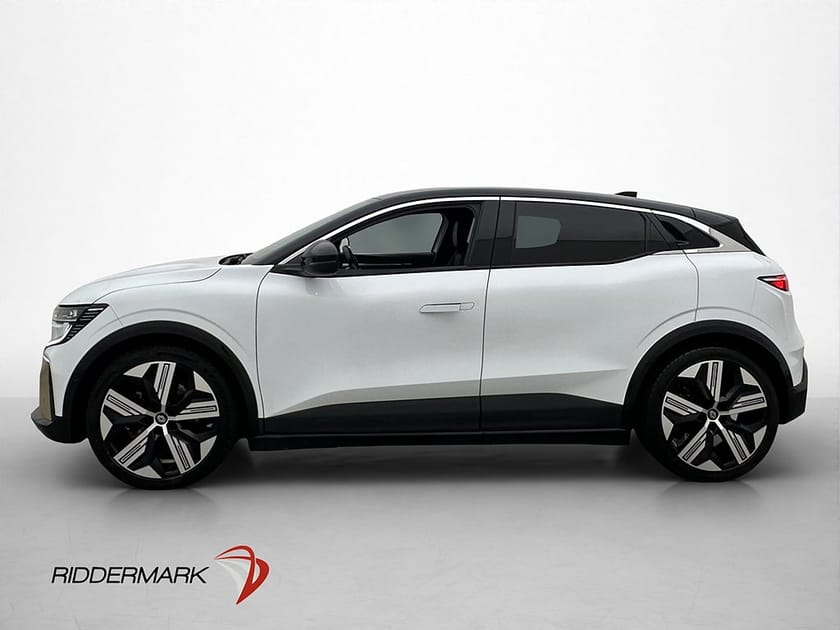 Bild 3 av Renault Mégane E-TECH 60 Kwh Iconic Kamera Rattvärme CarPlay