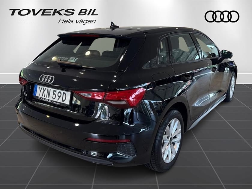 Bild 5 av Audi A3 Sportback 35 TFSI PROLINE 150 HK 6-VÄXLAD