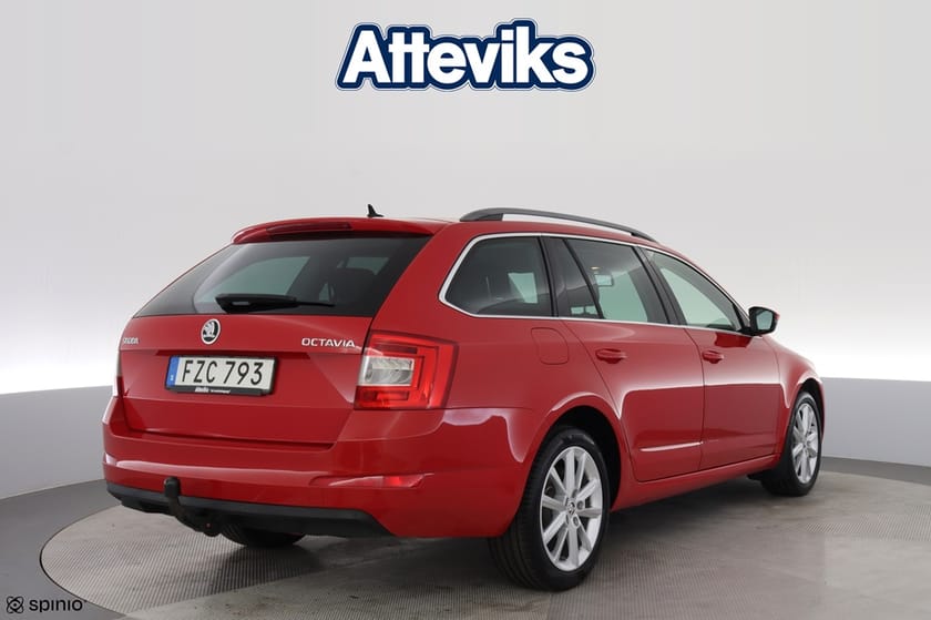 Bild 3 av Škoda Octavia Kombi TSI 140hk Drag El-Lucka Sensorer Nyserv