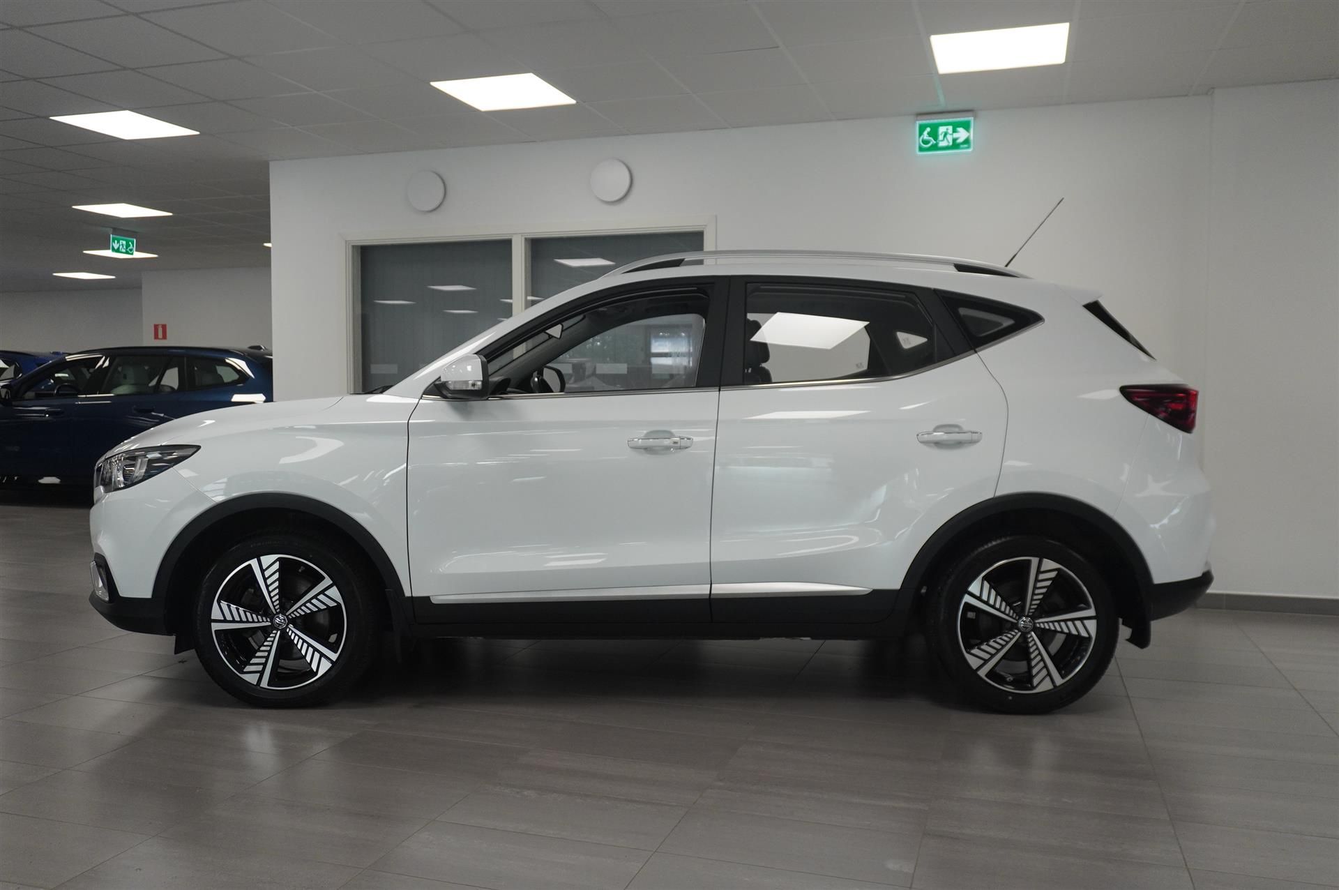 MG ZS Luxury 45kWh Pano Elstol 360 Kam 2021, bild 5/10