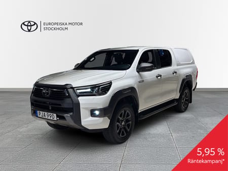 Toyota Hilux Dubbelhytt 2.8 D-Cab Aut. 4WD Invincible /V-Hjul/Flaklock/ MOMS!