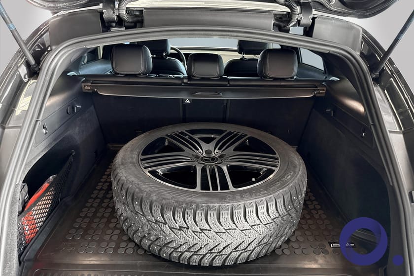 Bilde 5 av Mercedes-Benz EQC 400 4MATIC 4M|AMG|Head Up|Nattpakke|Soltak|21" Multieiket AMG