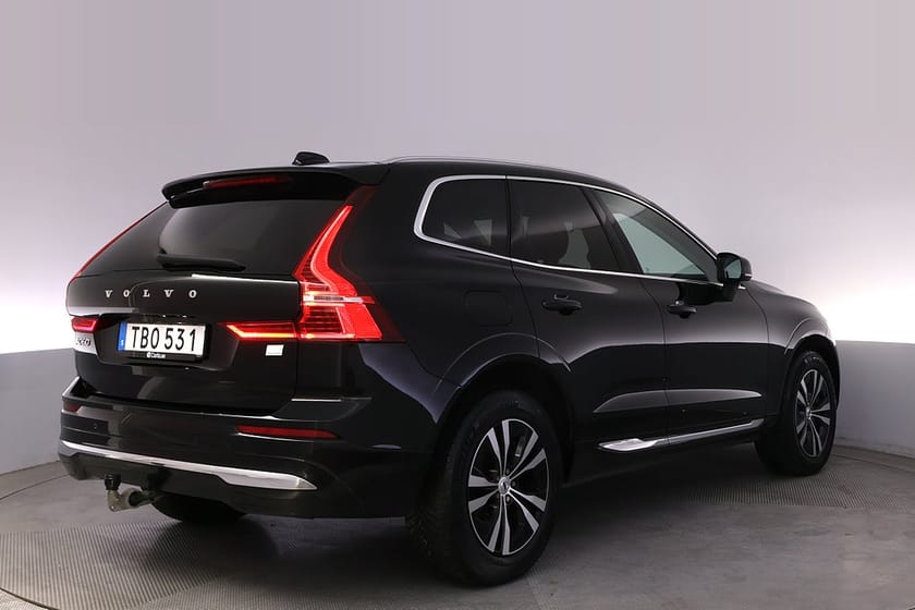 Bild 5 av Volvo XC60 Recharge T6 AWD Core Bright Pano Drag Kamera Navi