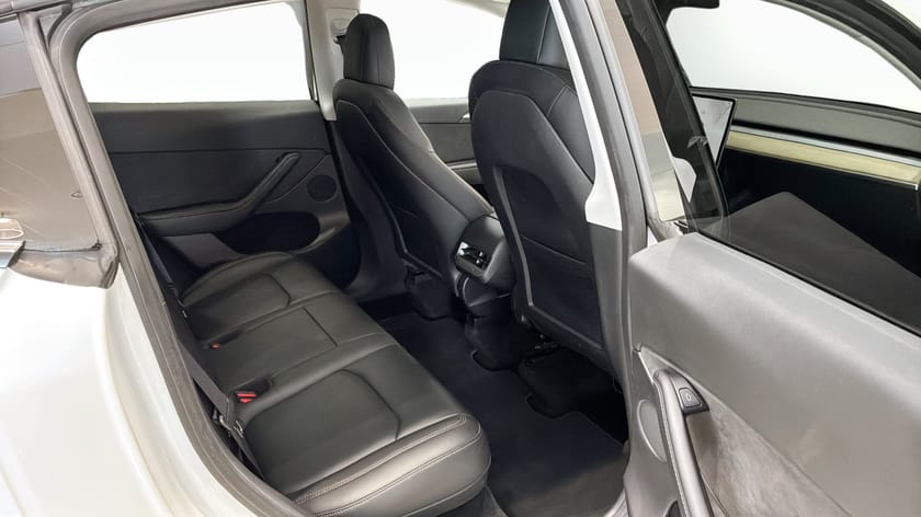 Bild 5 av Tesla Model Y Long Range AWD