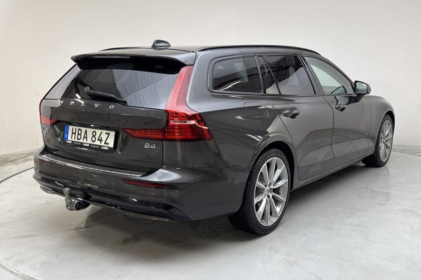 Bild 3 av Volvo V60 B4 Mildhybrid, Diesel (197hk) Plus Dark Läder