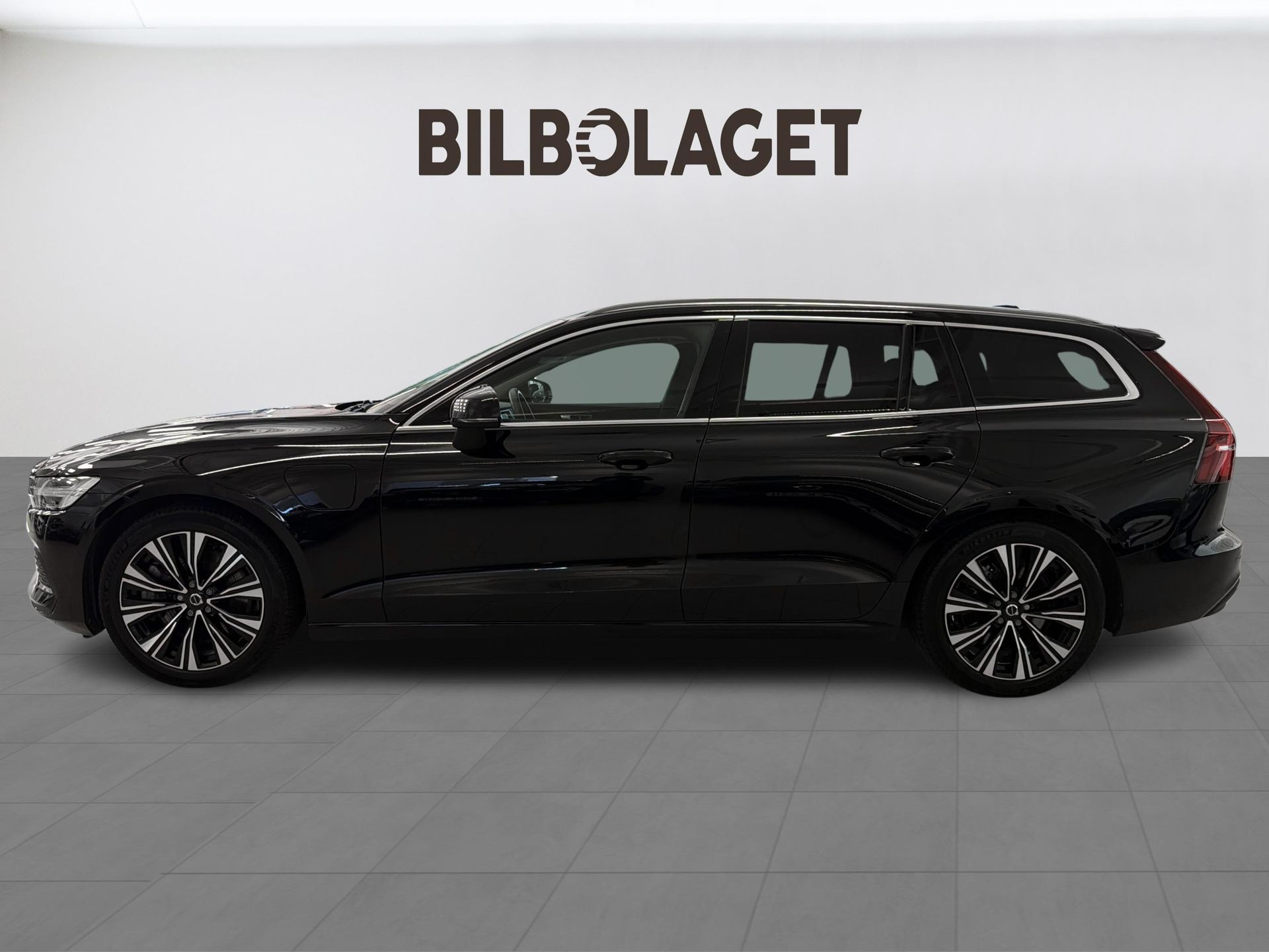 Volvo V60 Recharge T6 II Core Edition 2024, bild 2/10