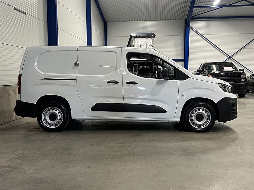 Bild 3 av Peugeot Partner Utökad Last 1.5 EAT130 HK L2 / Kamrem bytt / Drag / Värmare /