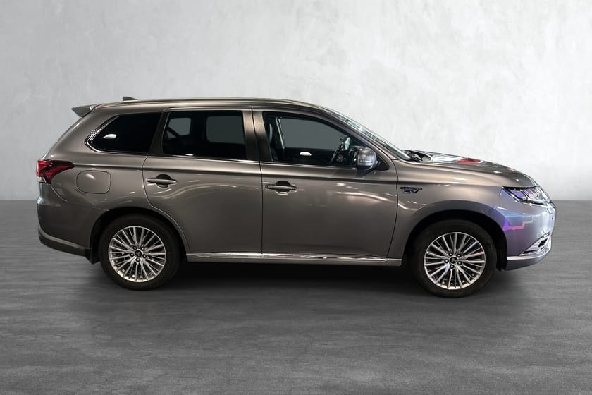 Bilde 4 av Mitsubishi Outlander PHEV S-AWC | Nye dekk S+V | Ny service | R.kam | BLIS