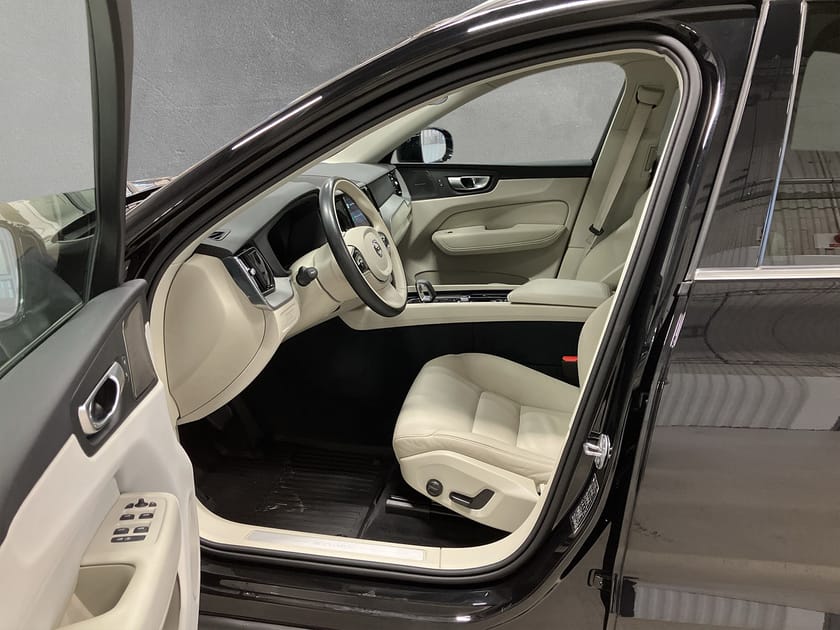 Bild 5 av Volvo XC60 Recharge T6 II Core Edition